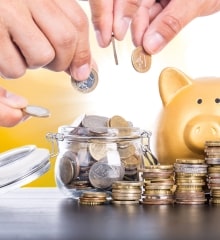 Image How can you effectively manage your credit and loans? 3 tips from Debtstoppers